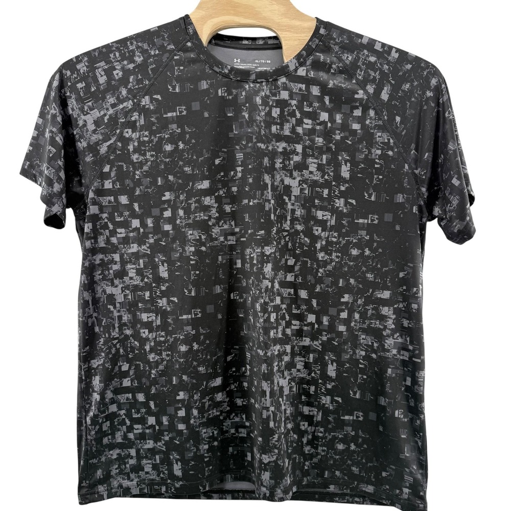 Under‎ Armour Shirt Mens XL Black Gray HeatGear Athletic Loose Fit Patterned Tee